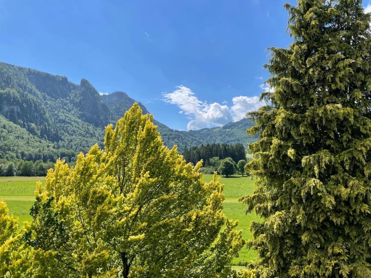 Ferienwohnung Geräumiges Domizil mit Bergblick Oberwössen Exterior foto
